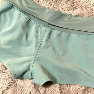 Roxy Endless Summer Board Shorts 2” Size XS Green EUC